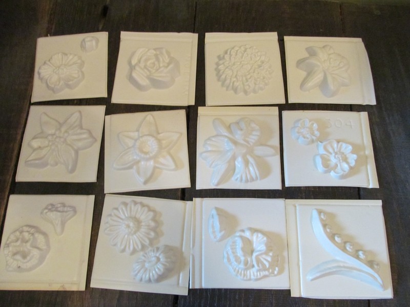 Wilton Candy or Ceramic Mold Plastic Flowers VTG Lot-12 Rose Daisy Daffodil