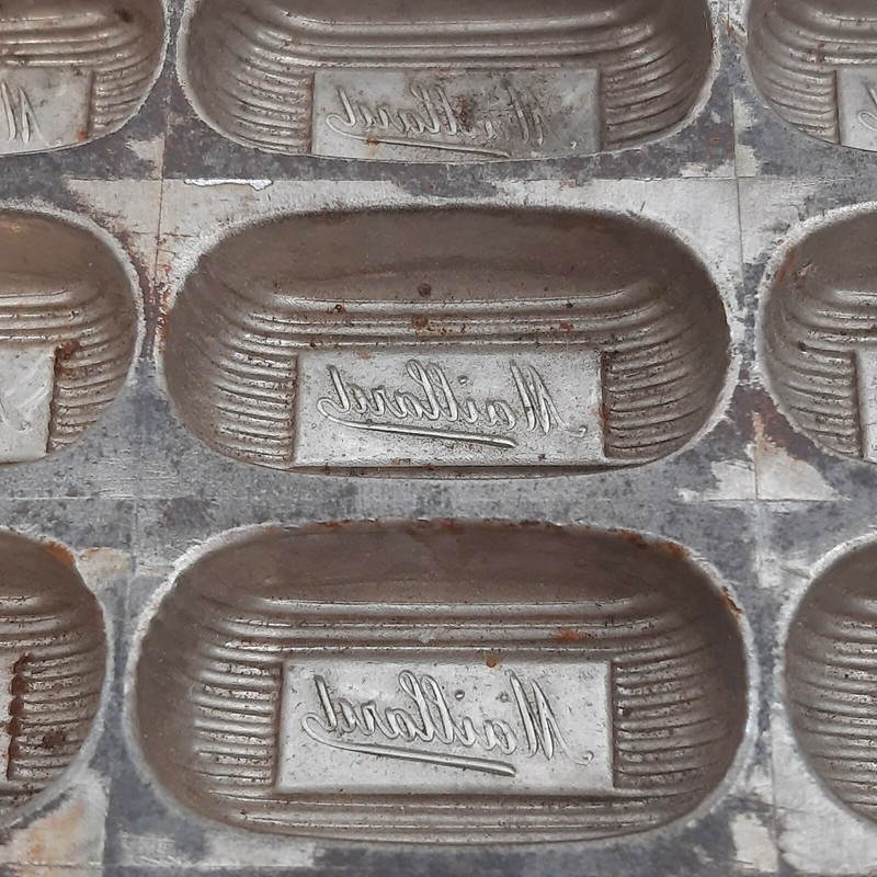 Antique Chocolate Candy Mold Maillard Chocolate Confectionary Company NYC 1890's gallery