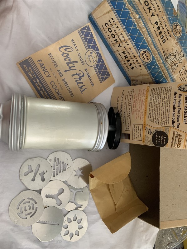 Vintage 1940s Maid of Honor Cooky press In Original Box sold by Sears Roebuck gallery