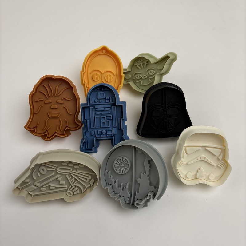 Williams Sonoma Star Wars Cookie Cutter Press Set of 9 New