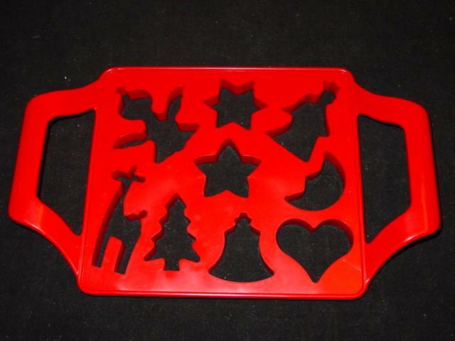 Vintage U.K. Design (9) Shape COOKIE CUTTER Press Sheet – 1983 Angel King Tree++