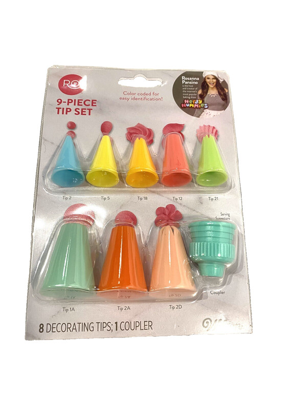 wilton RO 9 piece set 8 cake decorating tips 1 coupler