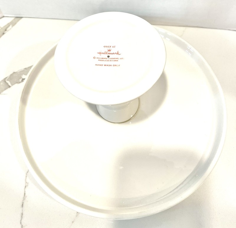 Hallmark "EMBOSSED SNOWFLAKES" Cake / Dessert Pedestal Plate ~ 10" x 5" Tall gallery
