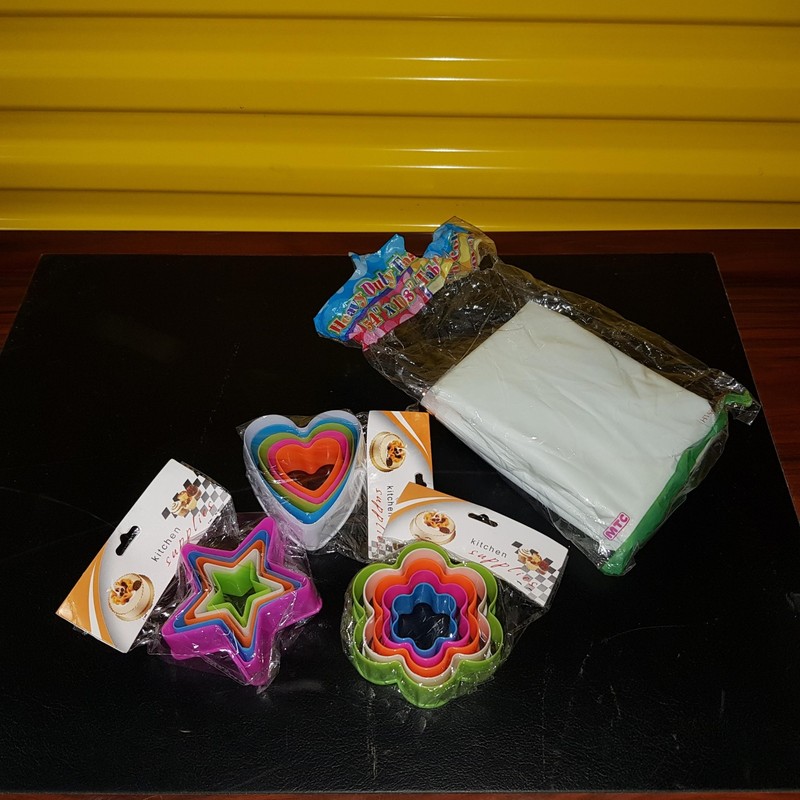 15 Fondant, Biscuit, Cake or Cookie Cutters Makers Molds – Fun Kids activity