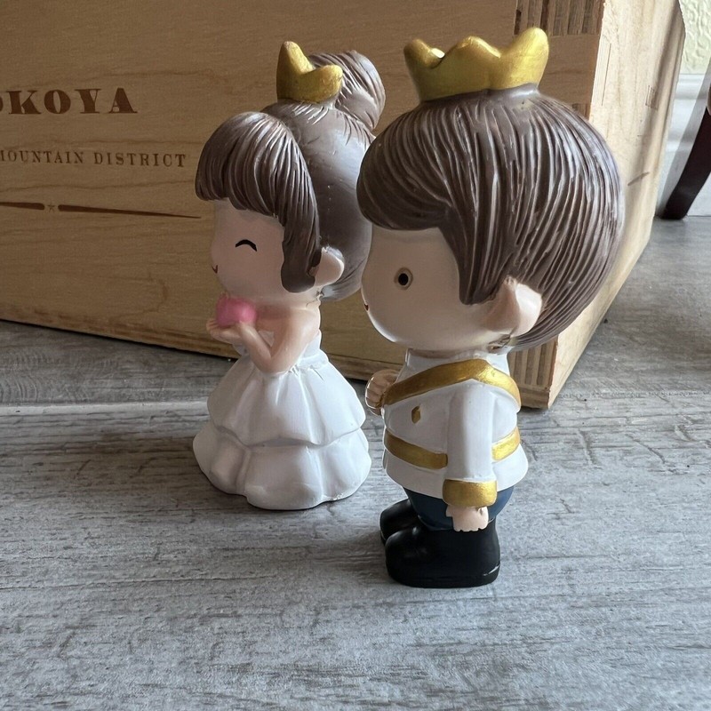 Princess & Prince Cake Decor Topper Wedding Anniversary Figurine Ornament NEW gallery