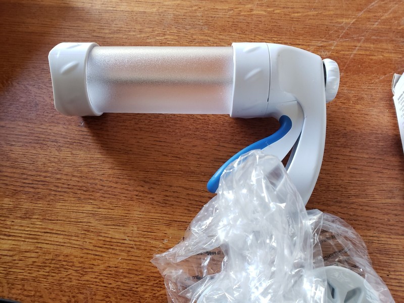 Wilton Comfort Grip Cookie Press Ergonomic With 12 Discs gallery