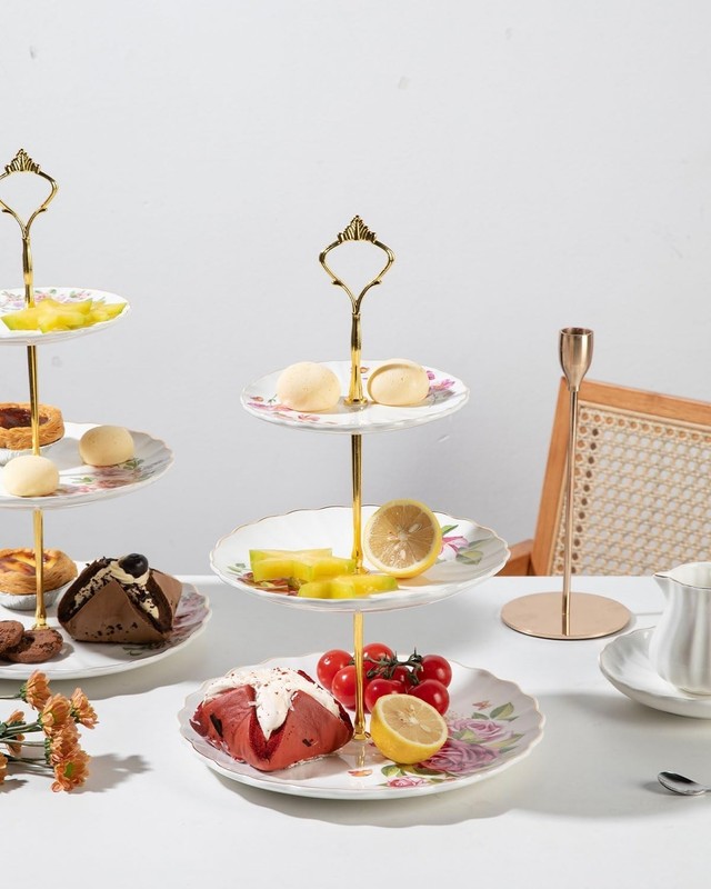 Elegant Porcelain Cupcake Holder Set gallery