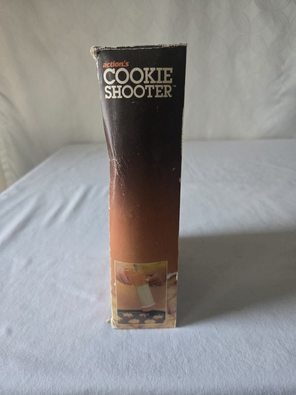 Vtg 1984 Actions Cookie Shooter As Seen on TV Cake Decorator Complete Unused gallery