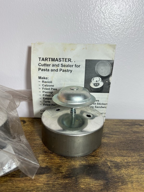 (2) Vintage Tart-Master Pastry Cutter Tarts Ravioli Pies Filled Cookies 3" gallery