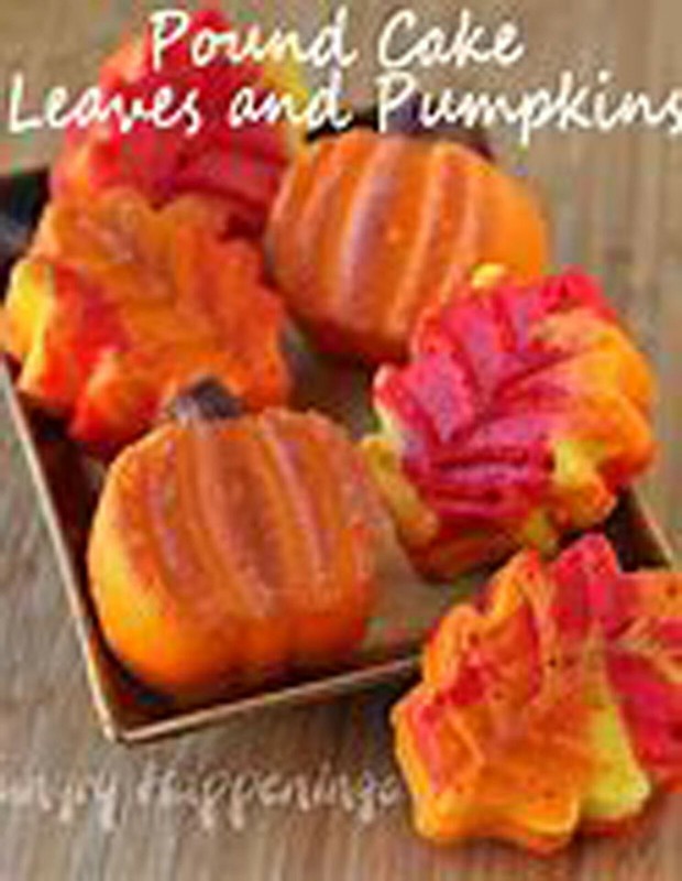 BRAND NEW~LARGE THANKSGIVING BAKING GROUP~PUMPKINS~LEAVES~ACORNS~WILTON~HALLMARK gallery