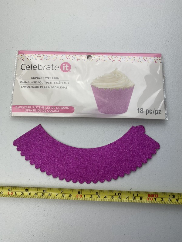 NEW Celebrate It Cupcake Wrappers 18 Pieces Glittery Pink K gallery