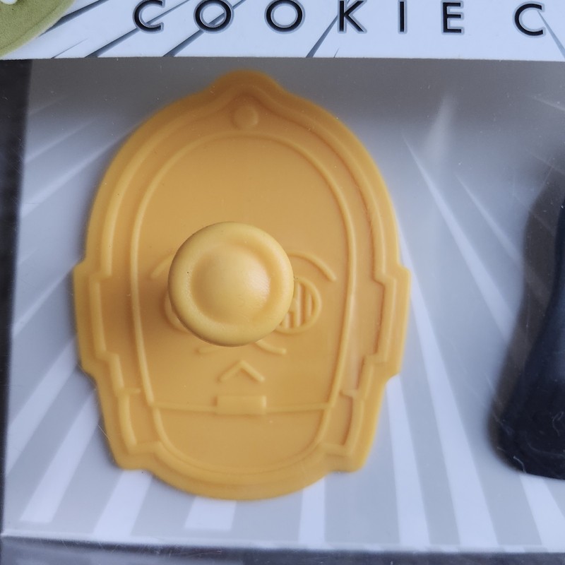 Williams Sonoma Star Wars Cookie Cutters Set of 8 Press Stamp NIB gallery