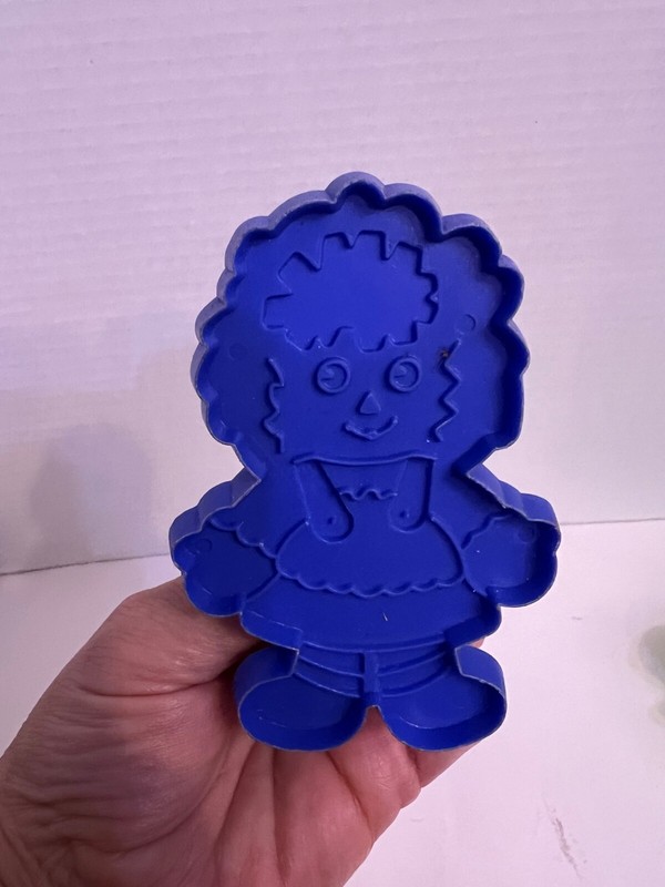 Vintage MCM Blue Bobbs Merrill Raggedy Ann Cookie Cutter Art Mold gallery