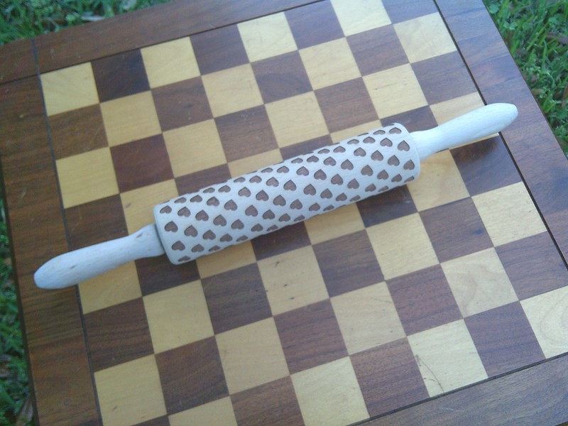 Wooden Rolling Pin Engraved Embossing Hearts Pattern Cookie/Biscuit Baking New