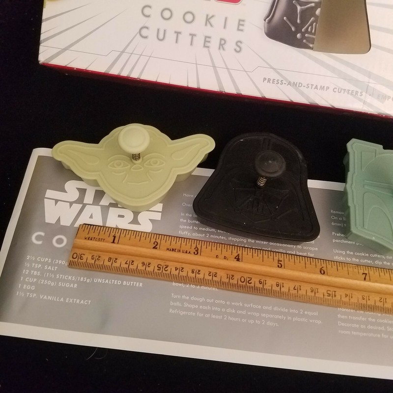 Star Wars William Sonoma Cookie Cutters Yoda Darth Vader Boba Fett Stormtrooper gallery