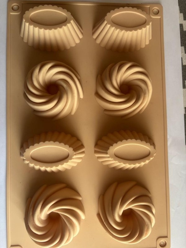 Silicone For Cake with 8 Round Cavities for Crafting Homemade Chocolates Bakery gallery