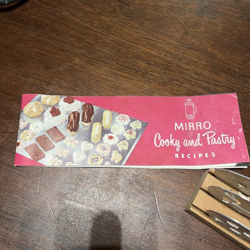 Vintage Mirro Cooky Pastry Press Set Aluminum 12 Discs 3 Tips And Recipe Book gallery