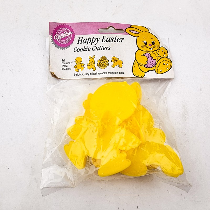 Vintage Wilton Happy Easter Cookie Cutters 1989 Set of 4 Hong Kong Sealed