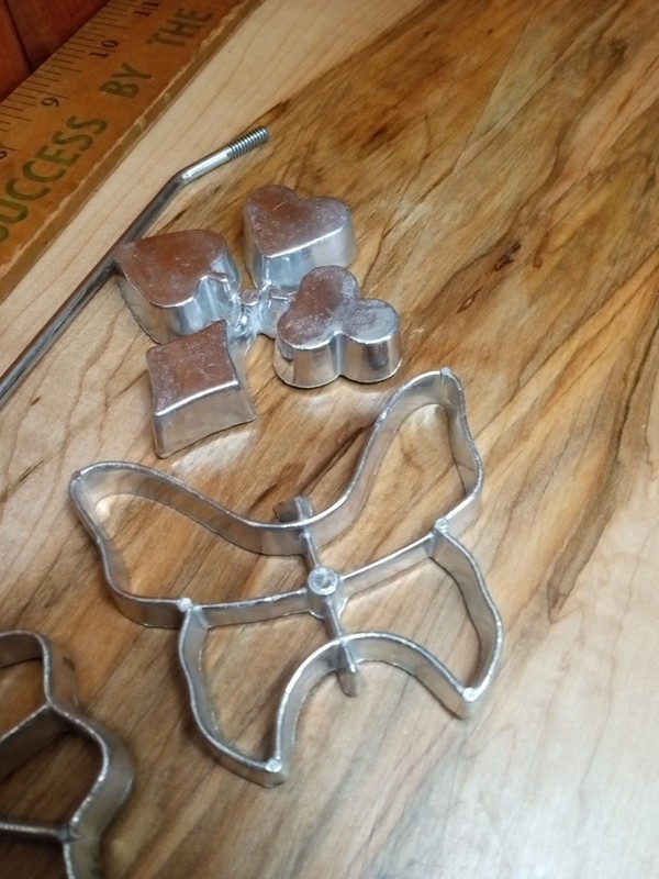 Vintage Rosette Iron Cookie Mold Set W 3 Shapes & Handle Cast Aluminum gallery