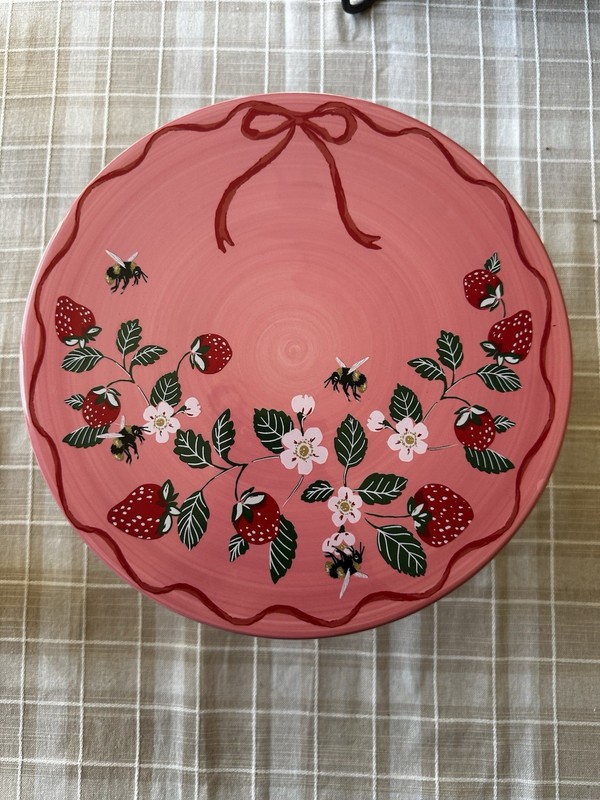Place & Time Pink Strawberry Dolomite Cake Stand gallery