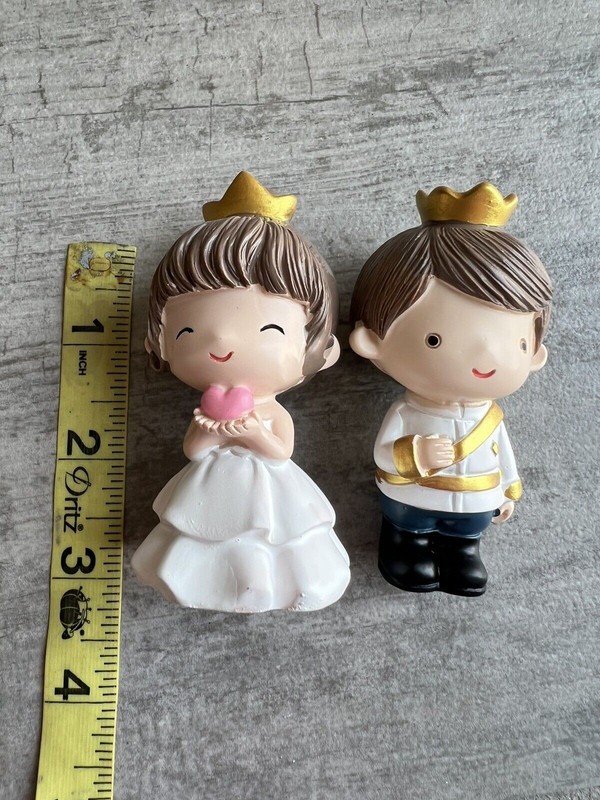 Princess & Prince Cake Decor Topper Wedding Anniversary Figurine Ornament NEW gallery