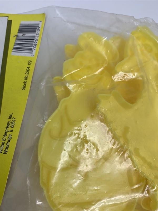 Vintage Sesame Street Wilton Cookie Cutters New Old Stock 1987 Plastic gallery