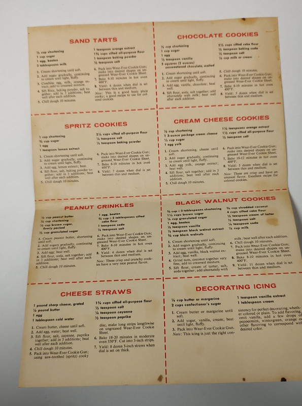 Vtg Wear-Ever Cookie Gun & Pastry Decorator Set No 3365 9 Discs 3 Nozzles gallery
