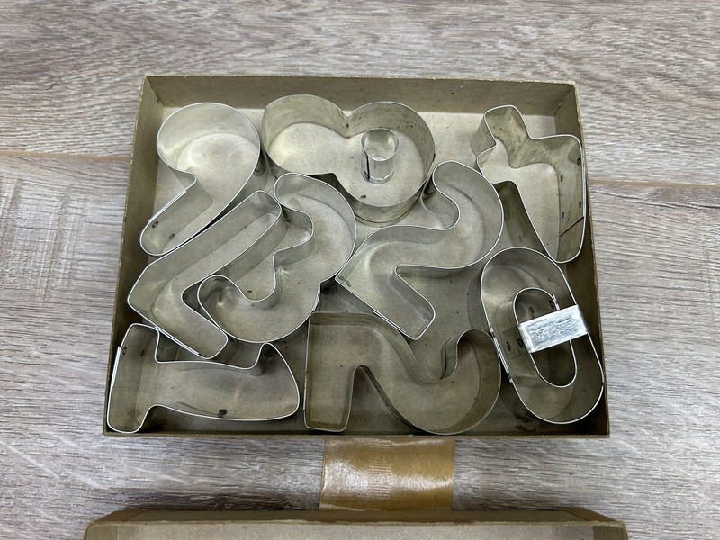 Susan Noble Numeral Metal Cookie Cutters 0 1 2 3 4 6 7 8