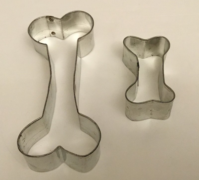 VINTAGE Dog Bone FOOSE Cookie Cutter SET