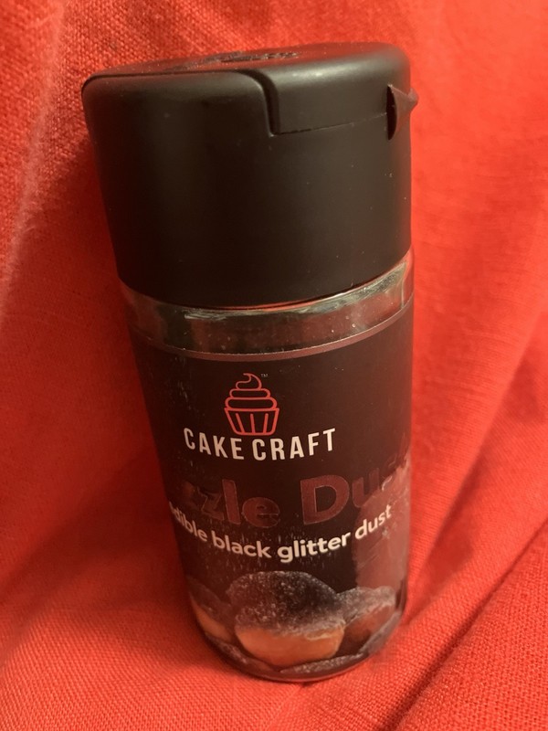 EDIBLE BLACK CAKE DECORATION SPRSS ASY And GLITTER gallery