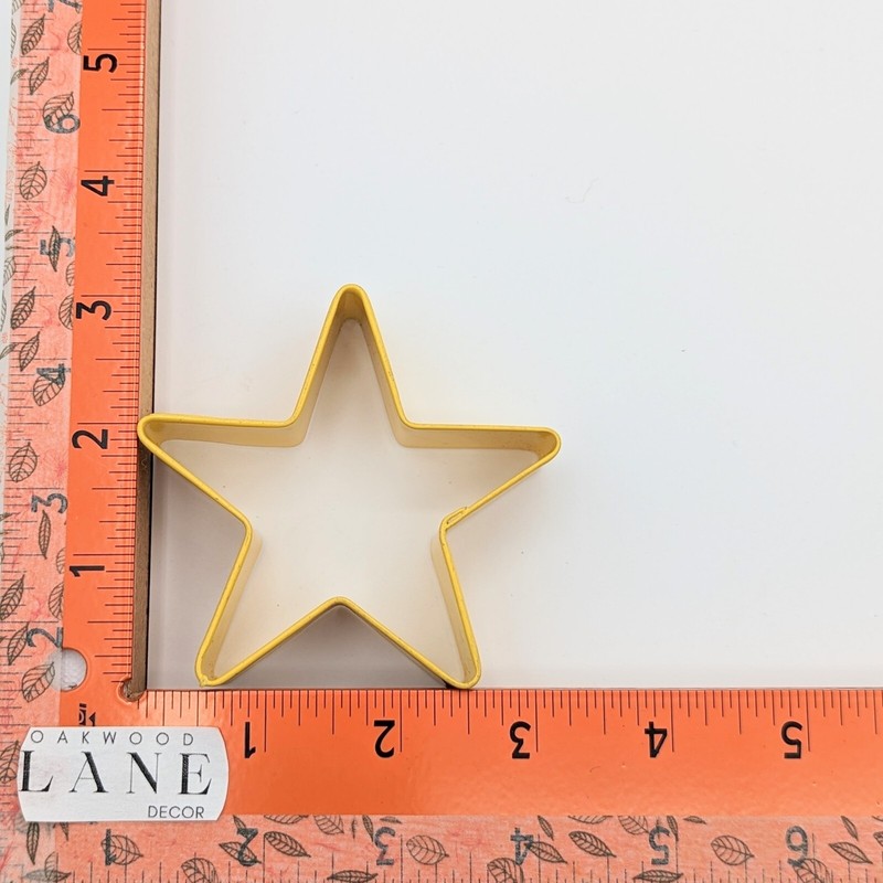 5 Metal Christmas Cookie Cutters Mitten Santa Wrapped Present Star Snowman gallery
