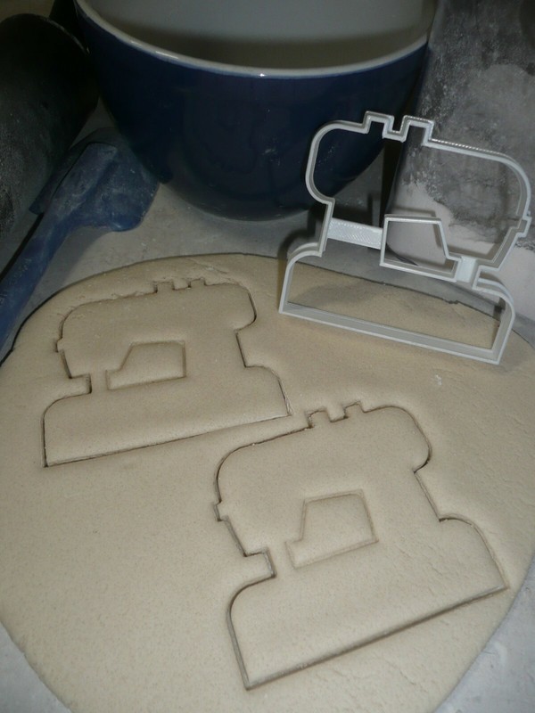 FASHION DESIGNER SEAMSTRESS CLOTHING SET OF 6 COOKIE CUTTER PR1462 gallery