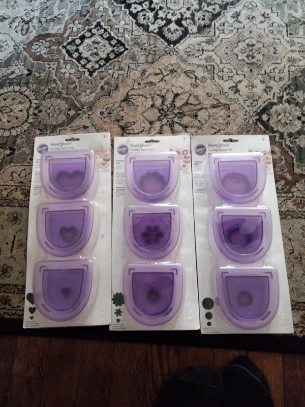 Wilton Cake Decorating Sets - Sugar Sheets - Insert, Cutter, Punch Set, lot of 9 gallery