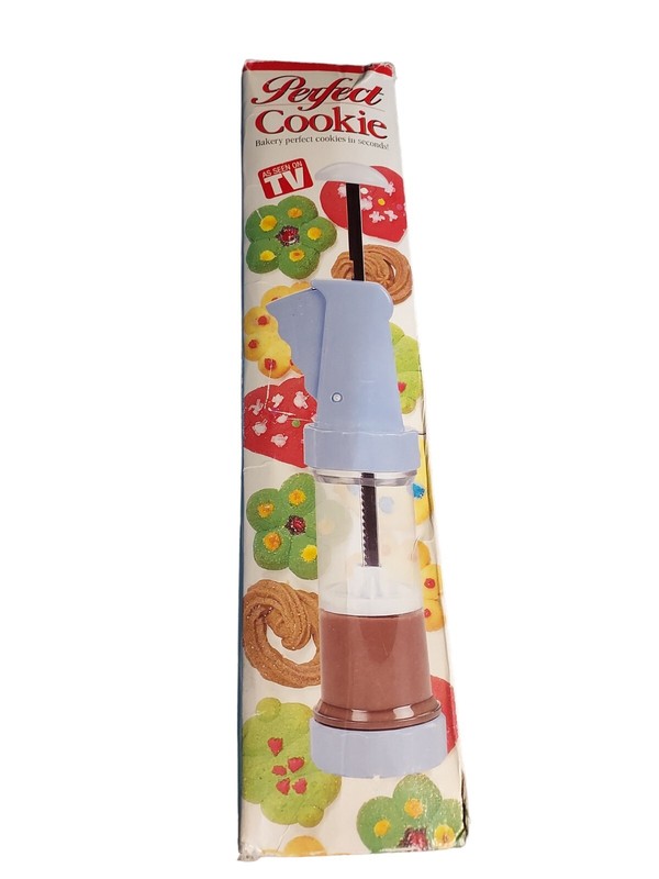 Perfect Cookie Shooter Press with Many Attachments As Seen On TV