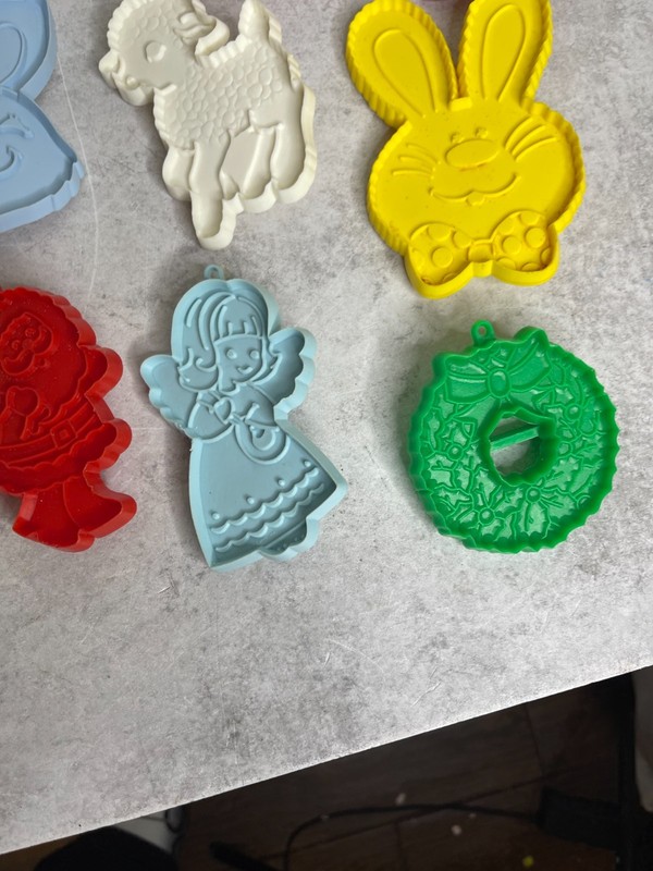 Vintage 80s Holiday Christmas Easter Valentine's day Cookie Cutters plastic set gallery
