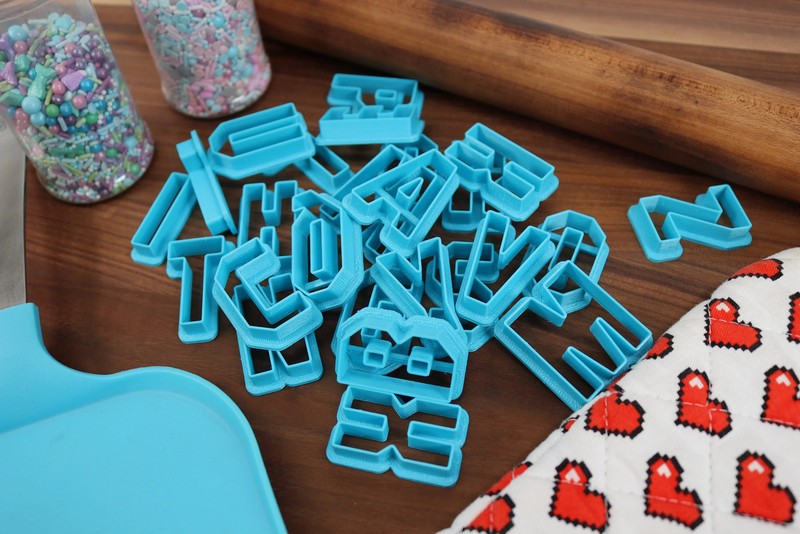 Hollywood Classic Film Style Letters! - Fondant Letters gallery