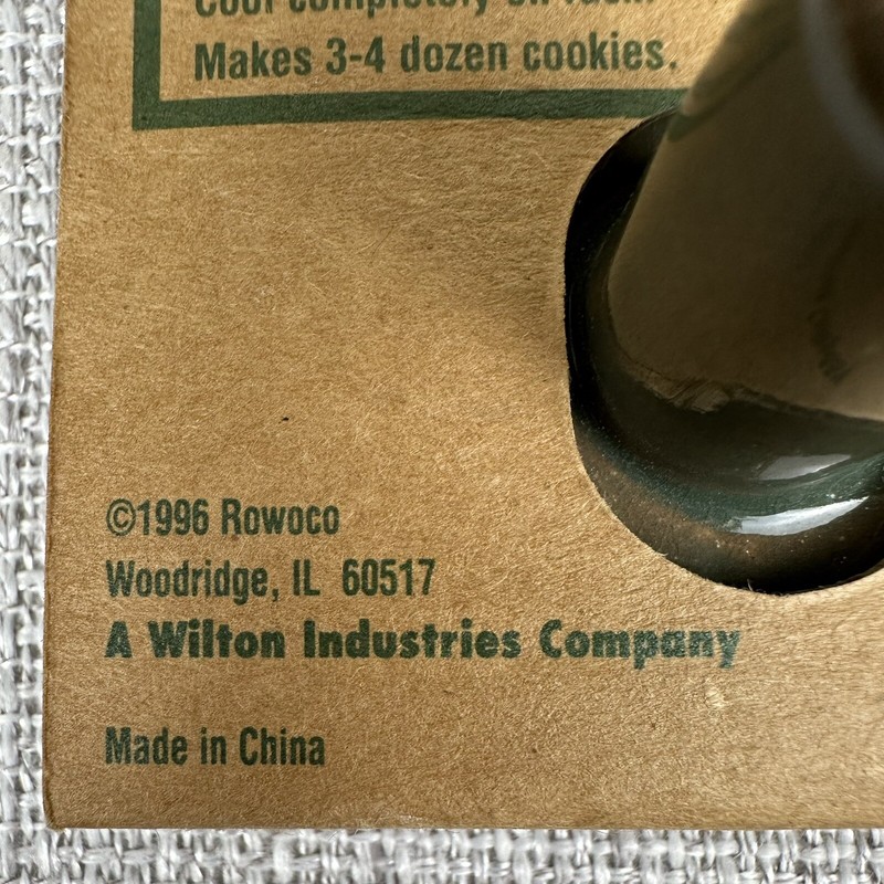 NEW Shaker Hearth "Heart - Fresh Baked" Wilton Terracotta Vintage Cookie Press gallery