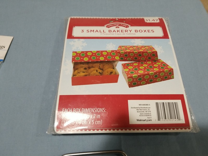 10 pc Cake Decorating Tool Kit Baking Supplies Bag Holder Tip Case Cupcake Box gallery