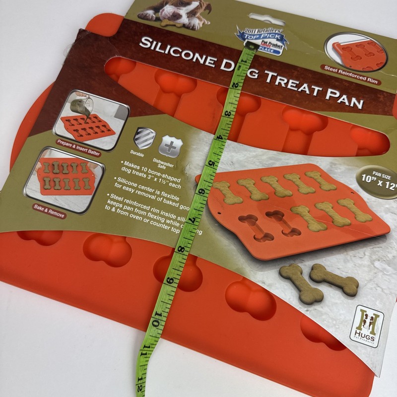 Silicone Dog Treat Mold Pan NEW gallery