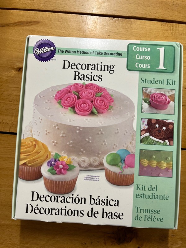 Wilton Decorating Basics/ Foundation for all Wilton Method Courses. Lesson Plan