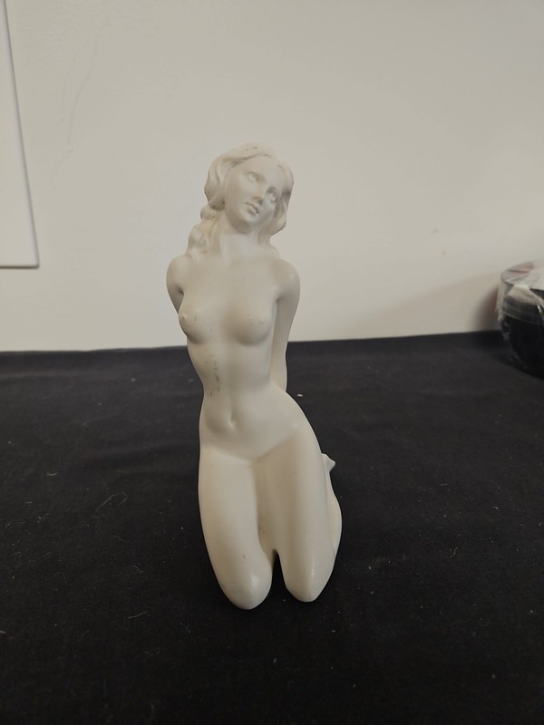 Female Nude Female 8 Inches Tall