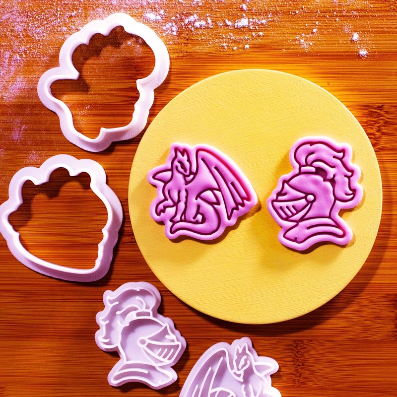 Epic Battle – Mini Fantasy Cookie Cutter & Stamp Set: Dragon & Knight Helmet