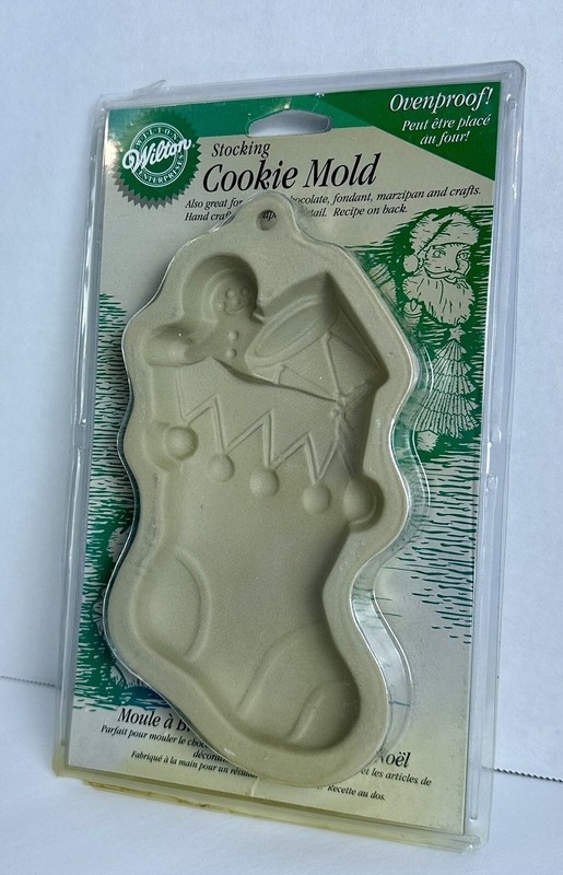 1997 Wilton Christmas Stocking Cookie Mold 2306-1005 Oven Proof gallery