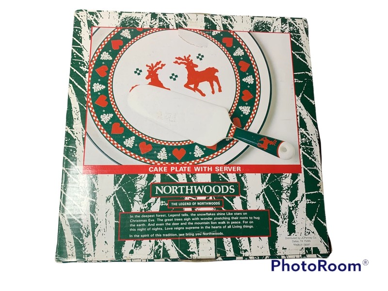 Christmas Holiday Reindeer 11″ Cake Plate & Server 1992 Northwoods Hearts Trees