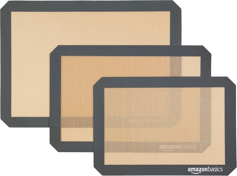 Amazon Basics 9’’ x 13’’, 9.85’’x 14.76’’, 11.6’’ x 16.5’’, Beige/Gray