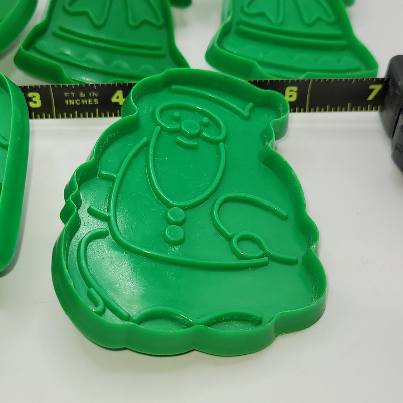 Christmas Cookie Cutters - Santa Angel Ornament Bell(2) Green Plastic Vintage gallery