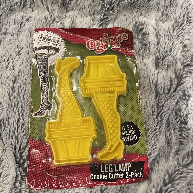 ICUP Inc. ~ A CHRISTMAS STORY LEG LAMP COOKIE CUTTER (2pc) Unopened - Plastic