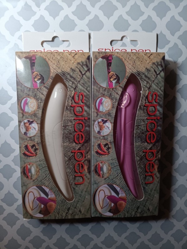 2 Spice Pens Coffee Art Latte Food DIY Battery Operated White Purple NEW