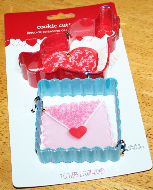 Wilton ~ 2 PC VALENTINE COOKIE CUTTER SET – WINGED HEART, ENVELOPE #2308-0222