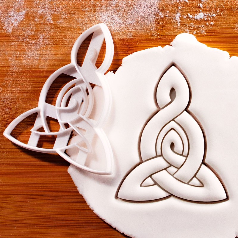 Mother & Child Celtic Knot cookie cutter – Love & Family, Motherhood Baking
